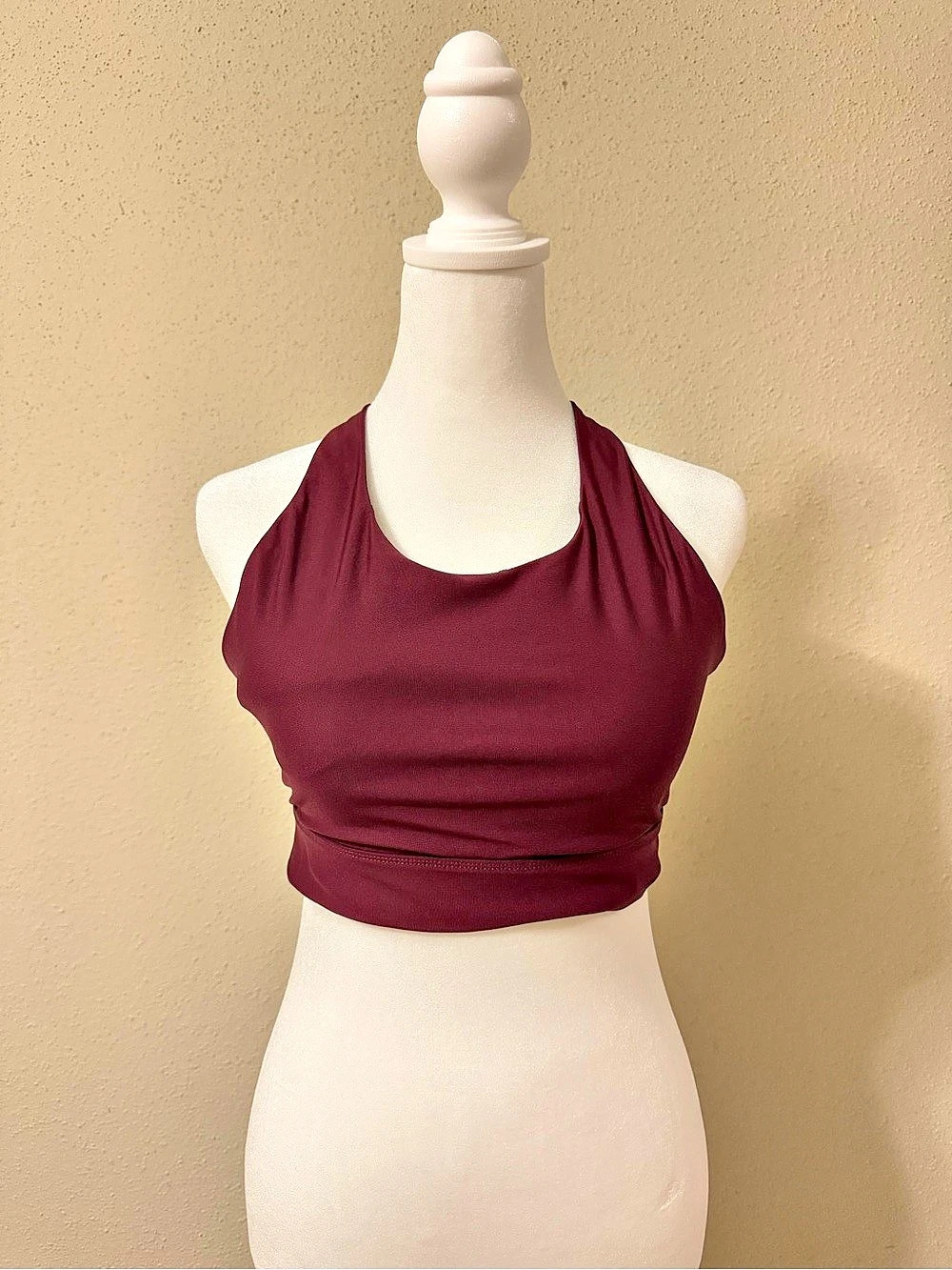 Fabletics No-Bounce High Impact Sports Bra Burgundy Halter Crop Top Size Medium